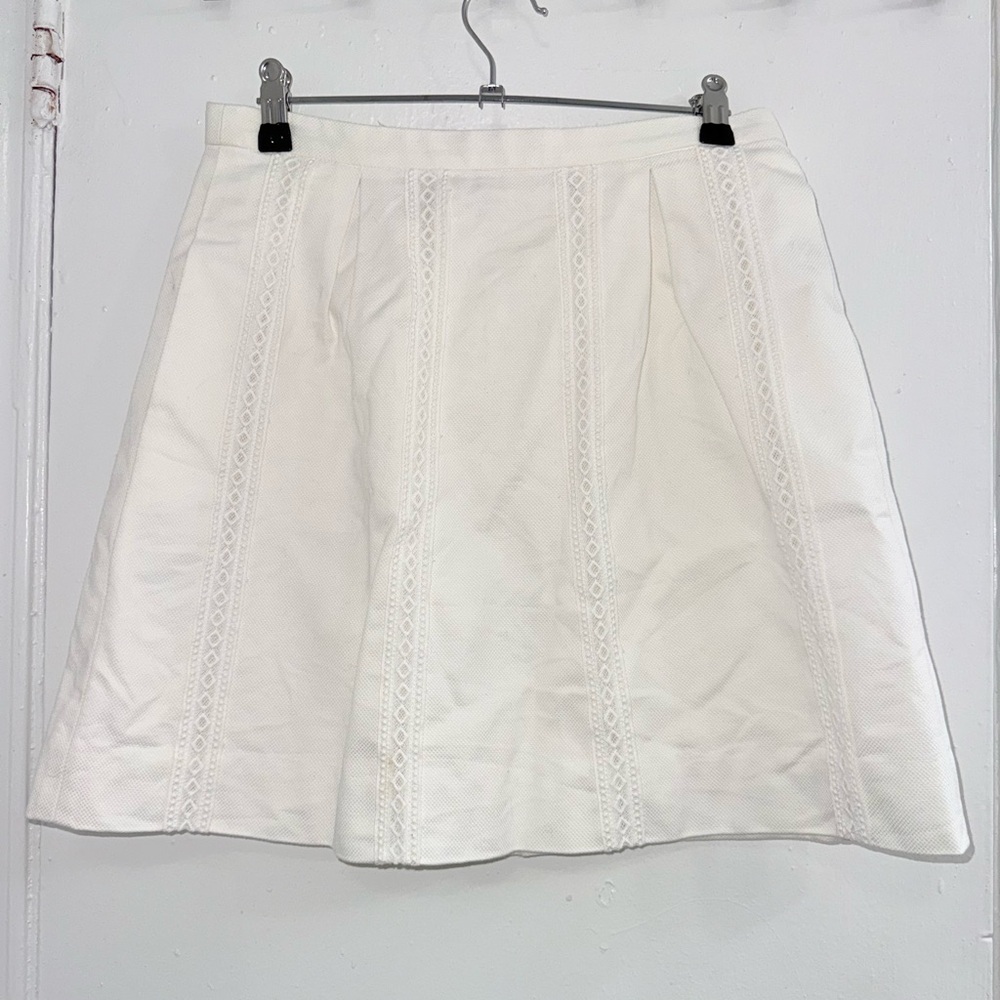 J Crew white lace stripe A-line skirt made of cotton pique size 4